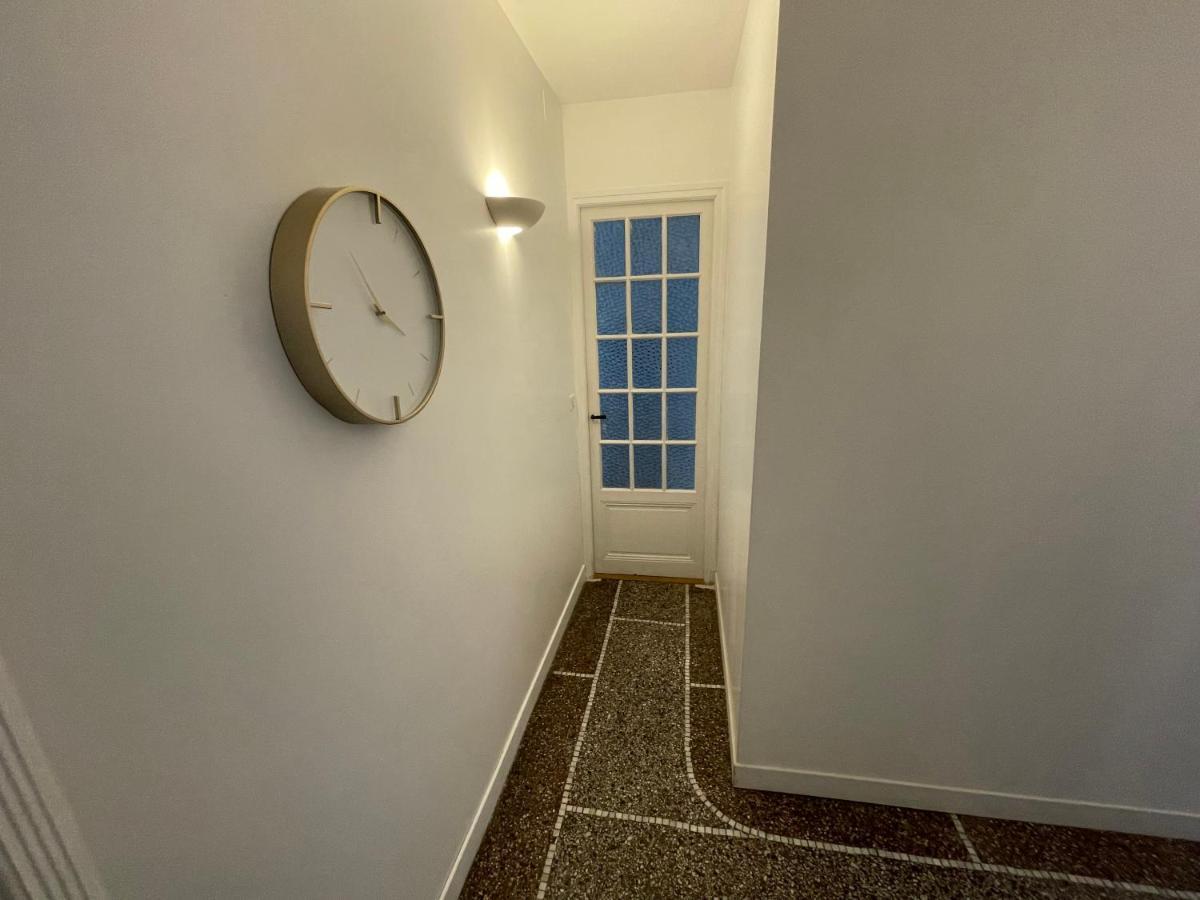 Renting - Notre Dame - Cosy Loft Perfect View On The Roofs Apartment Nizza